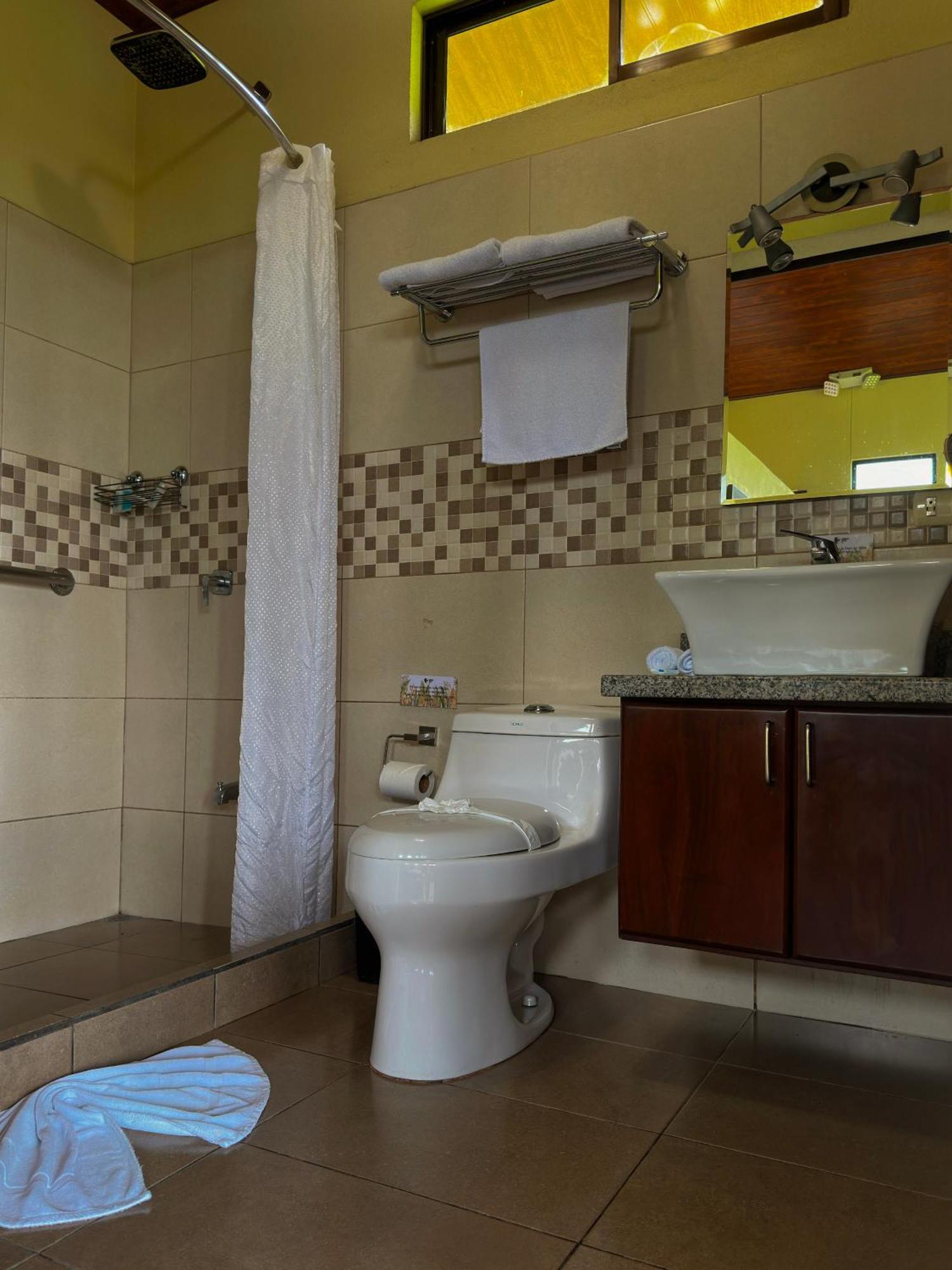 Arenal Roca Suites La Fortuna Exteriör bild